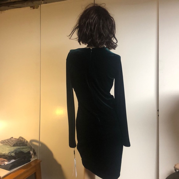 MUST LOOK...CLASSY Calvin Velvet - Picture 7 of 10